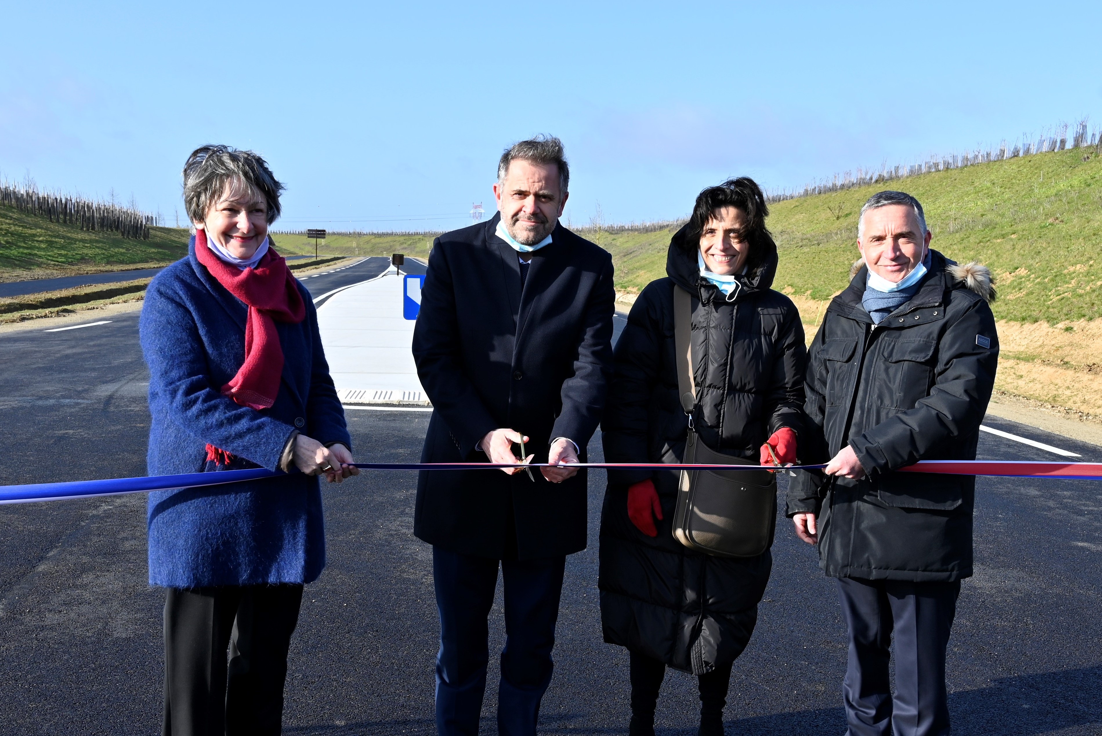 De Gauche à droite : Ligne Magne, Maire de Moissy-Cramayel, Alain Auzet, Maire de Réau, Aude Debreil, Directrice Générale de l'EPA Sénart, Michel Bisson, Président de l'agglomération Grand Paris Sud