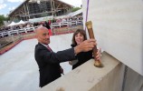 Hubert Rouy et Joëlle Ceccaldi-Raynaud - Pose de la 1ère pierre de la Villa Médicis à Puteaux